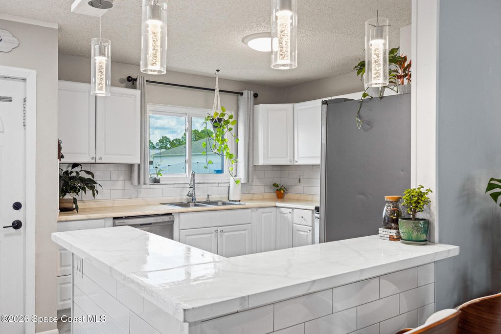 818 Brittan Ave SE, Palm Bay, FL - View 4