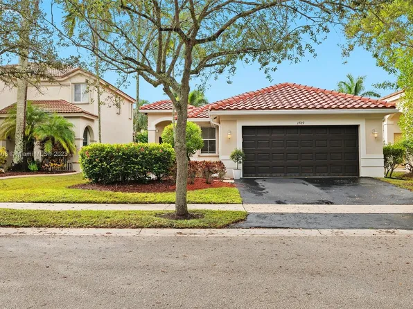 1789 Aspen Ln, Weston, FL 33327