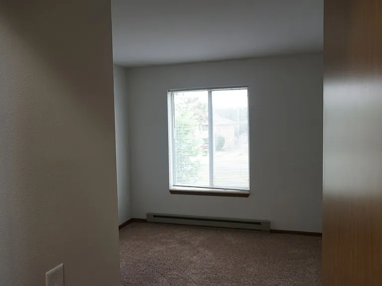 Orchard Village Apartments — Photo 98