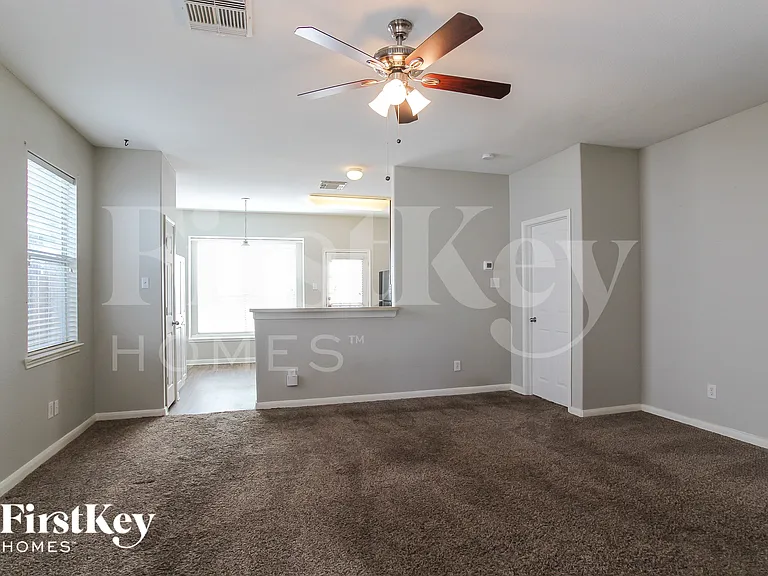 12911 Pine Meadows St — Photo 3