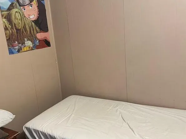 3155 Peter St, Windsor, ON N9C 1H4