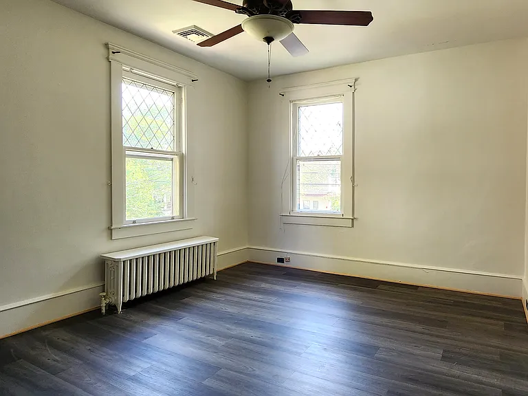 420 Warren Ave #2 — Photo 8