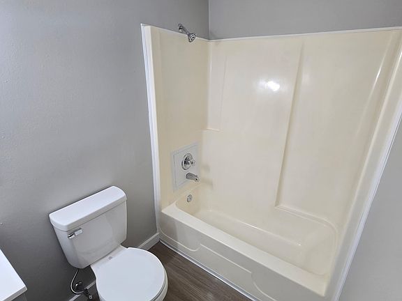 3rd image of 159 Miller Dr #10