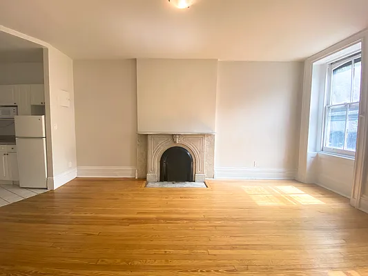 Rented by Mercer Real Estate | media 3