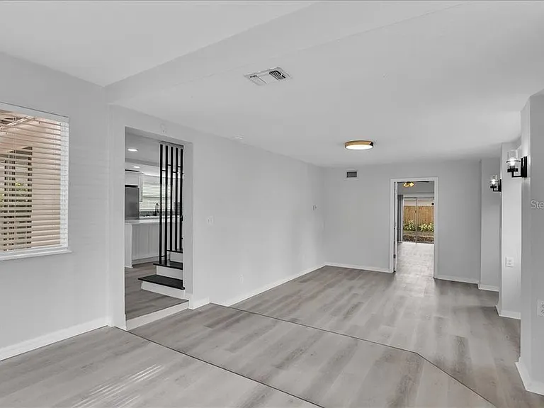 6008 N Tampa St — Photo 9