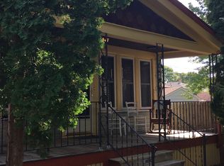 2118 S 68th St, West Allis, WI 53219