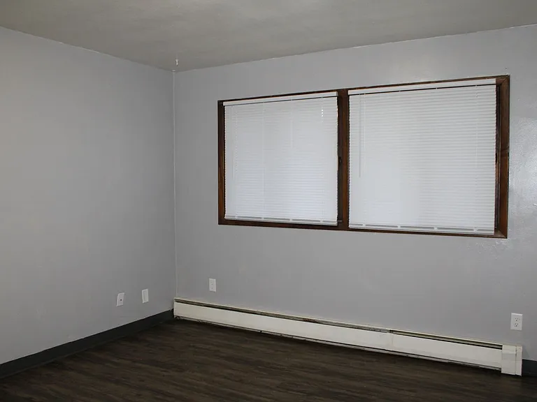 430 W Calumet St — Photo 9