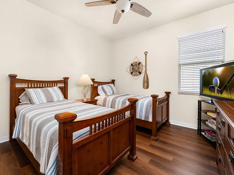 9022 Heritage Sound Dr — Photo 24