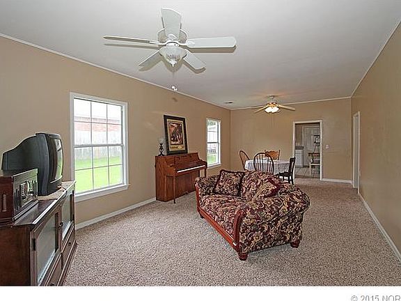 4th image of 1206 E McKinley Ave