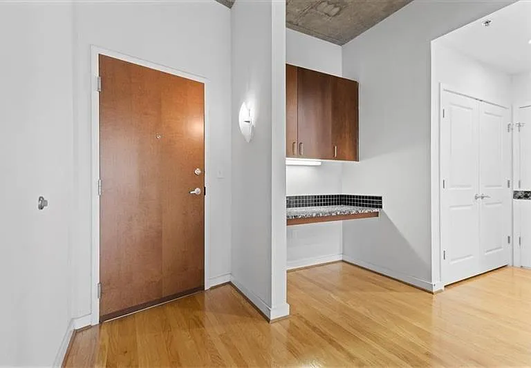 250 Pharr Rd #1306 — Photo 5