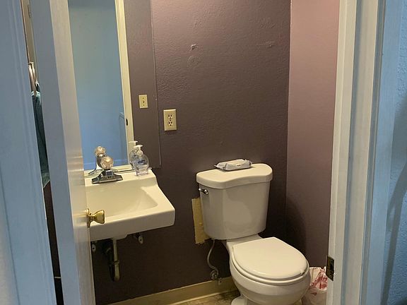3rd image of 17295 Markross Ct #2