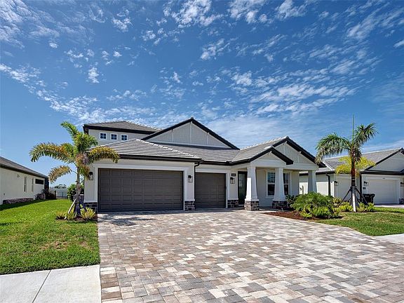 3rd image of 1684 Lugano Cir