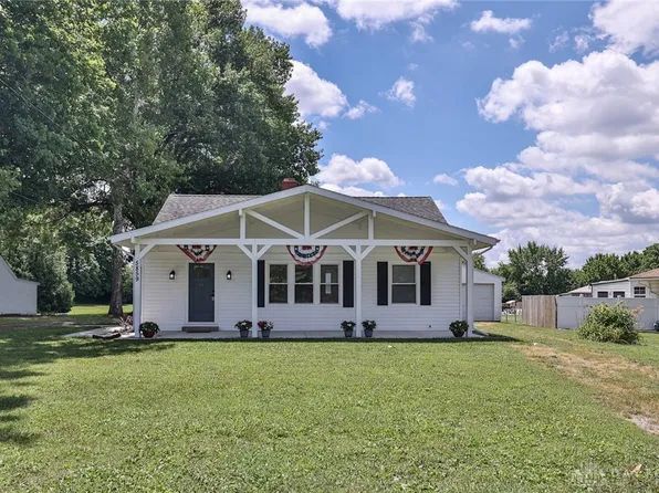 5859 W National Rd, Springfield, OH 45504