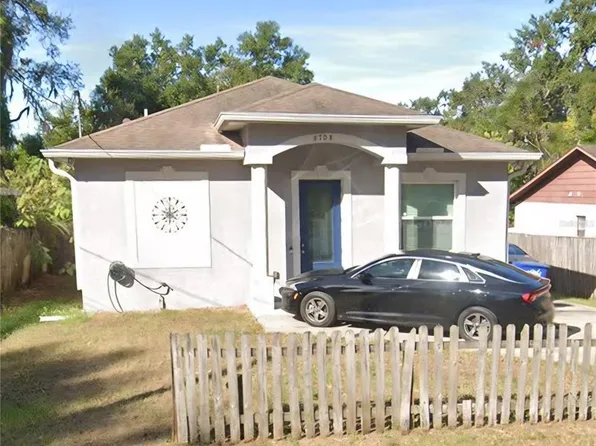 8708 N Orangeview Ave, Tampa, FL 33617