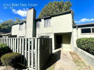 6143 Bent Tree Ct, Charlotte, NC 28212