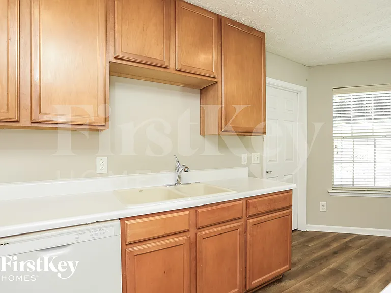 3545 Bridgeshaw Dr — Photo 10