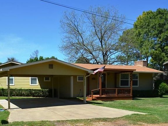 3rd image of 2600 Driftwood Dr