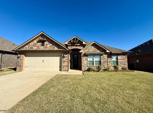 325 Kingdom Blvd, Lindale, TX 75771