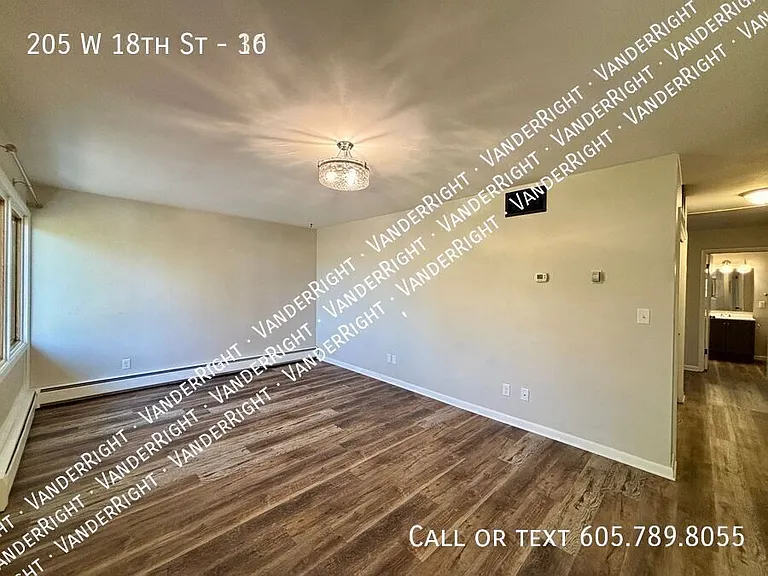 Carriage Hills Apartments — Photo 8