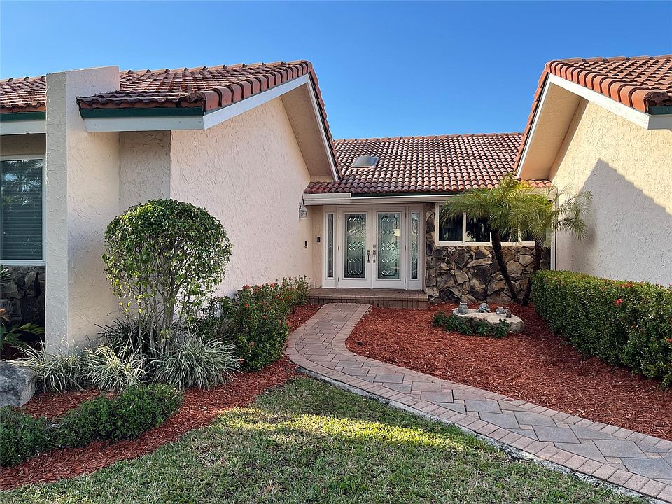 1st image of 8841 SW 8th Street
