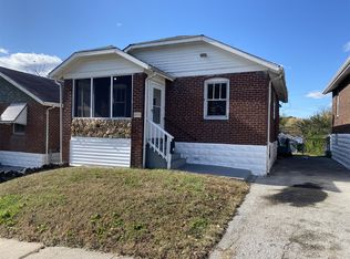 8335 Strathmore Pl, Saint Louis, MO