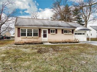 5 Van Roen Ct, Utica, NY 13502