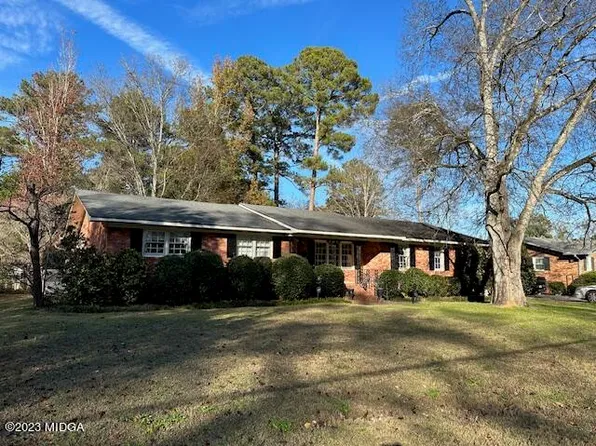 938 Hill Pl, Macon, GA 31210