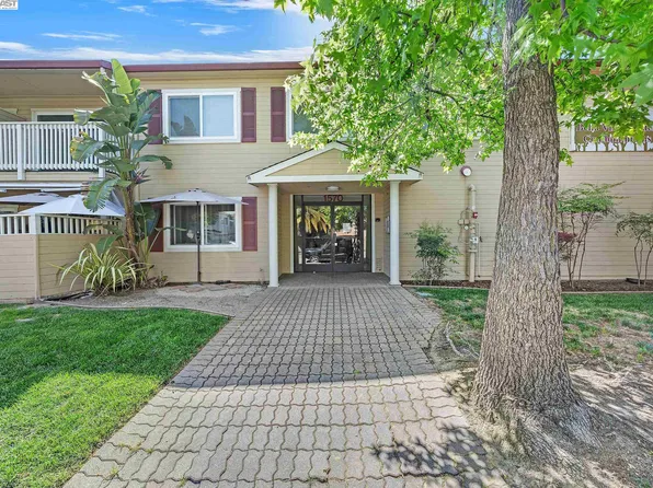1570 165th Ave APT 108, San Leandro, CA 94578
