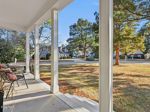 4th image of 5405 Whaler Way