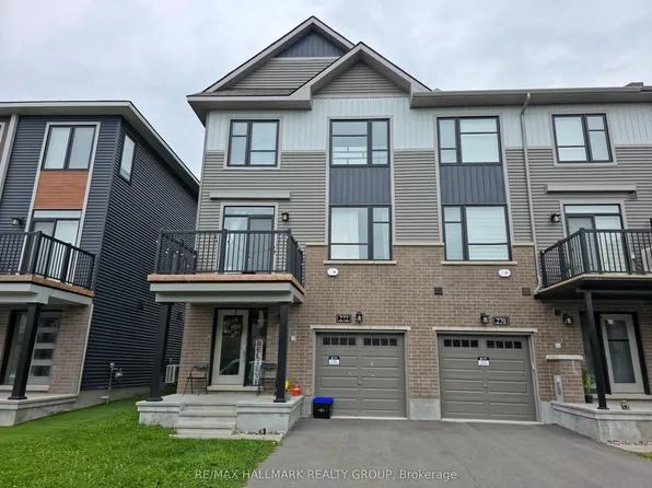 272 Elsie Macgill Walk, Ottawa, ON K2W 0L2
