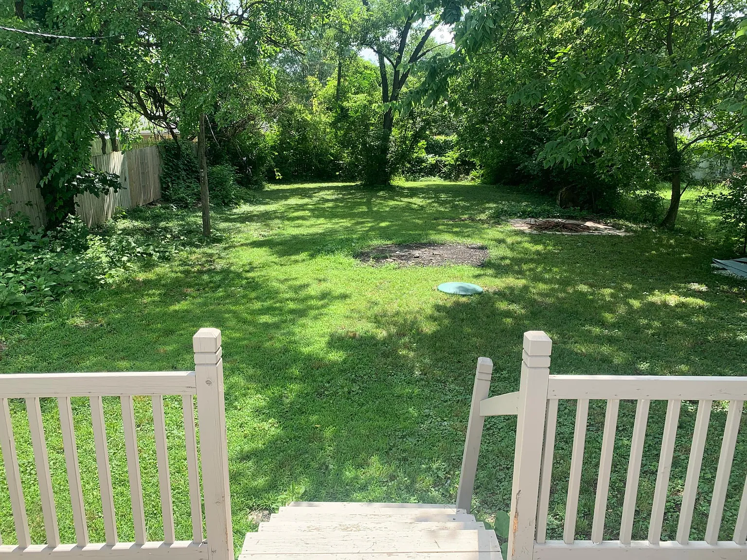 2066 Parkwood Ave photo 1