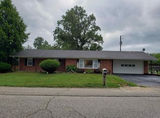 128 Pleasant View Dr, Mitchell, IN 47446