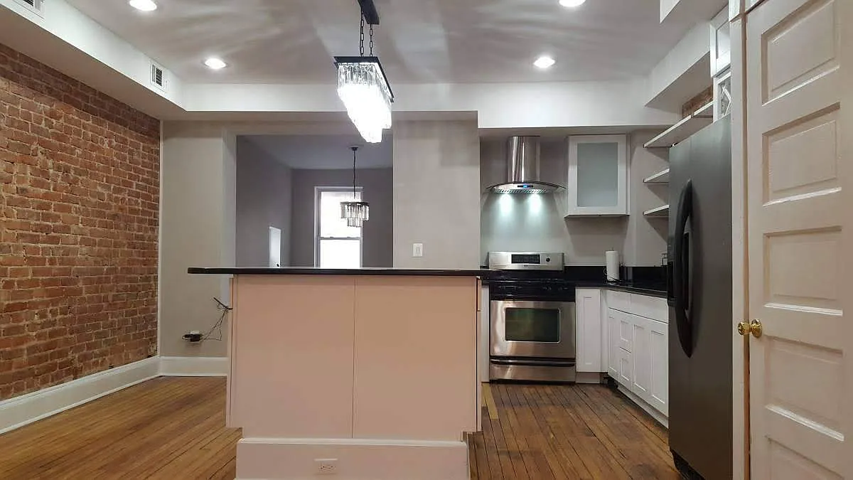 1 bed, $995 — Photo 4