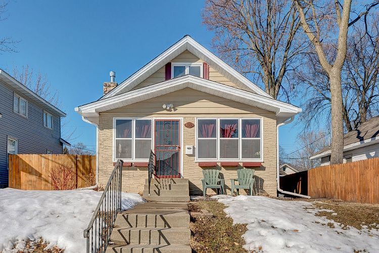 1st image of 4006 26th Ave S