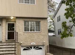 2184 S Railroad Ave #BS, Staten Island, NY 10306