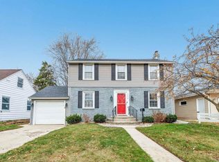 1170 Dousman St, Green Bay, WI 54303