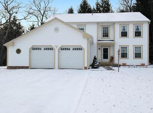 200 Royal Oak Ct, Cranberry Township, PA 16066