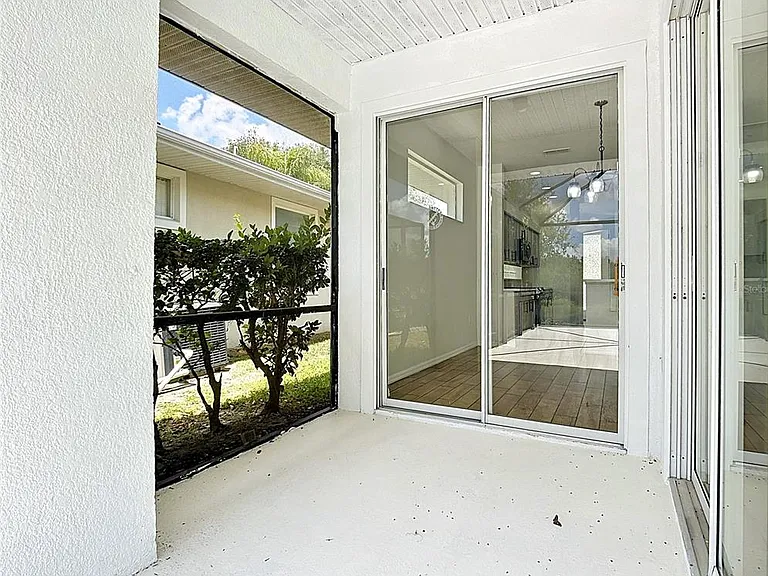 2944 Sunset Vista Blvd — Photo 36