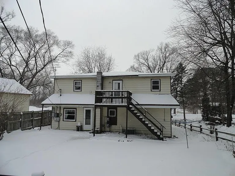 406 Prospect St — Photo 6