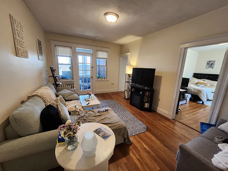 15 Melvin Ave #10 — Photo 7