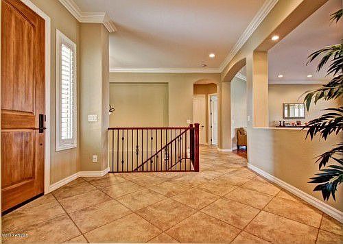 3rd image of 2556 E Lodgepole Dr