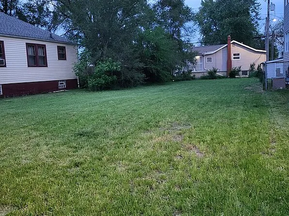 1244 Hoffman St, Hammond, IN 46327