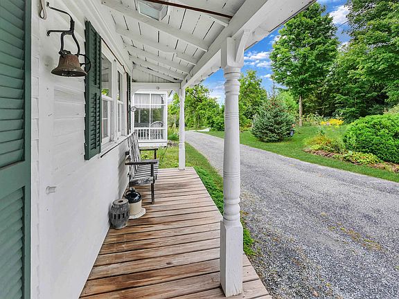 5th image of 261 McKinley Avenue
