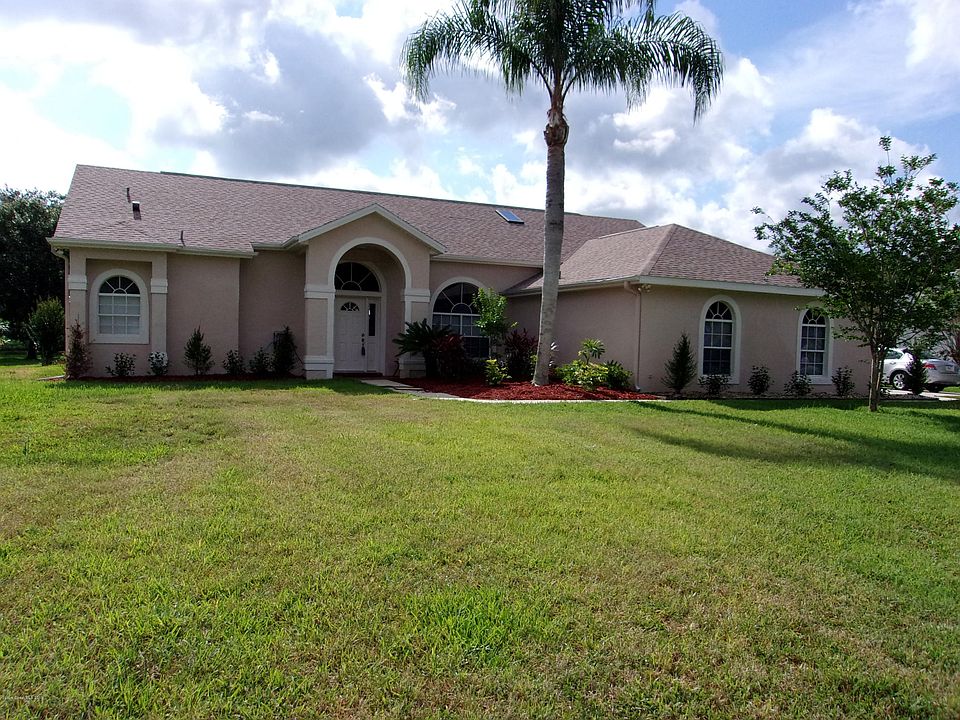 1st image of 3620 Fox Wood Dr