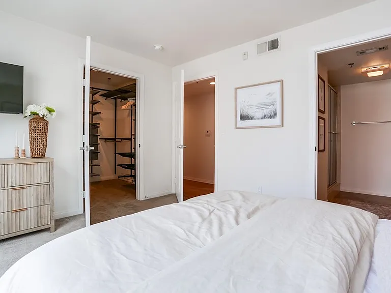 924 Hornblend St #311 — Photo 11