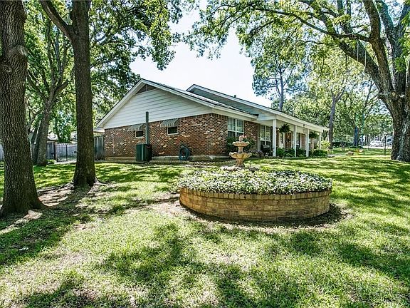 3rd image of 1903 Windlea Dr