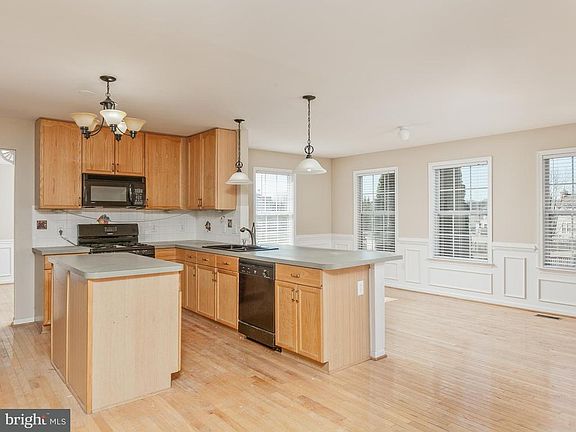 5th image of 18322 Lyles Dr