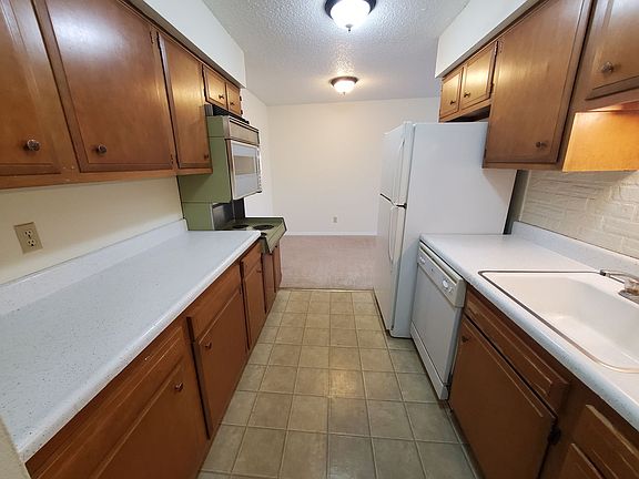 3rd image of 1804 16th St #303
