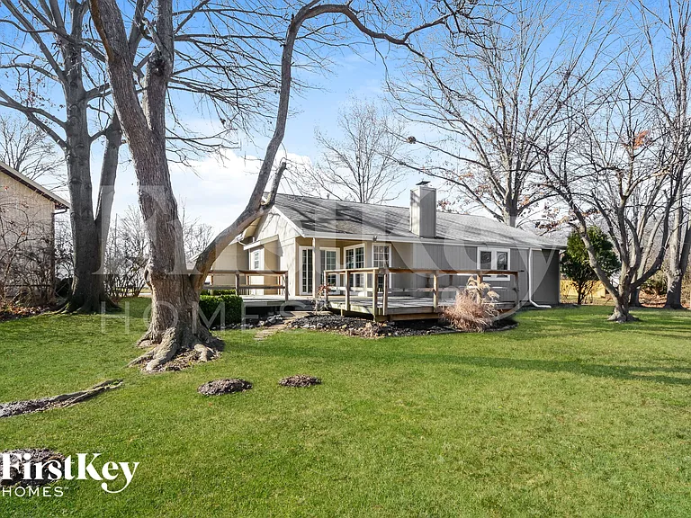 213 Hollyberry Ct — Photo 15