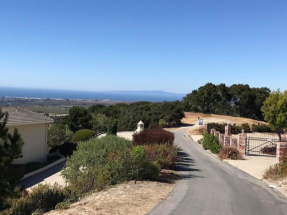 2nd image of 25000 Hidden Mesa Ct